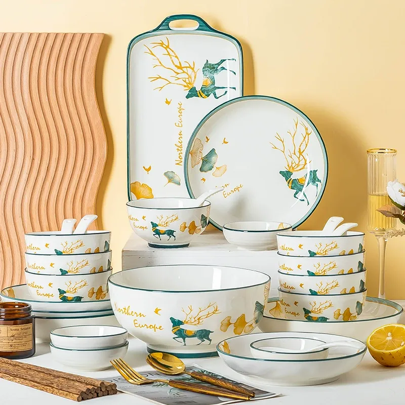 Porcelain Dinnerware Set — Ceramic (No.751998)
