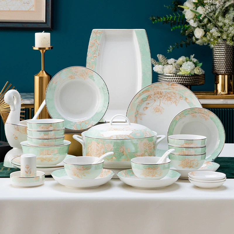 Chinese Style Porcelain Dinnerware Set — Ceramic (No.002319)