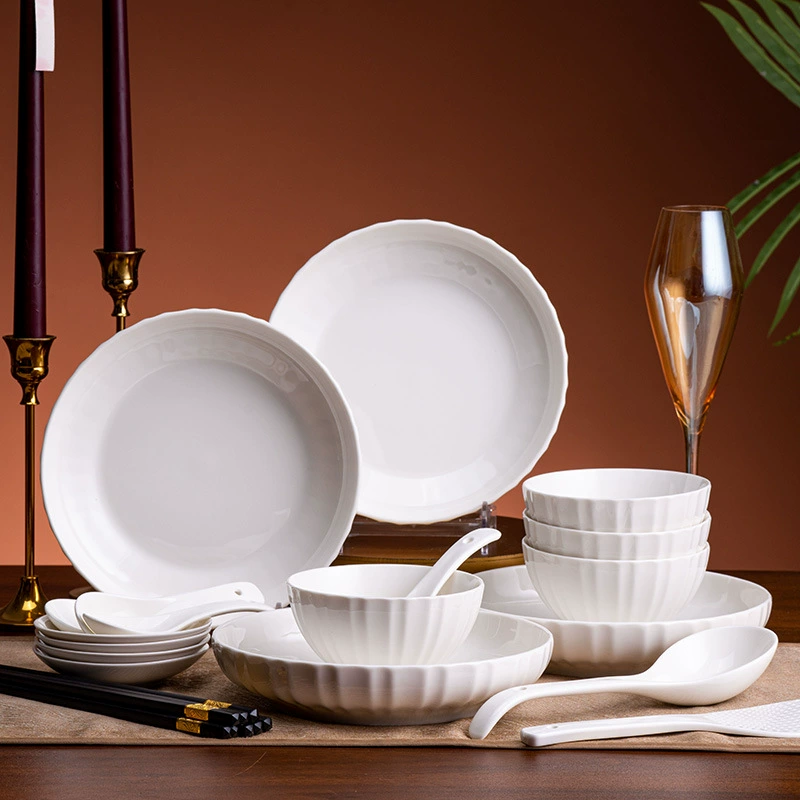 Chinese Style Porcelain Dinnerware Set — Ceramic (No.803498)